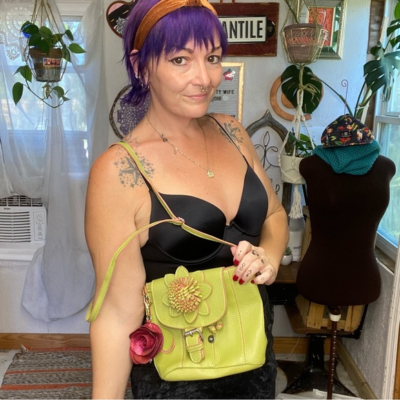 Noelle Handbags - Noelle Lime Green & Pink Retro 90s Floral Rose Shoulder / Crossover Bag like new